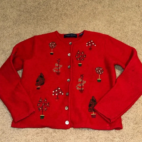 Karen Scott Red Poinsettia Holiday Wool Embroidered Petite Cropped Cardigan - Picture 2 of 7